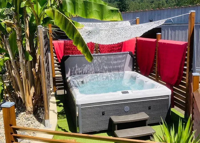 Domaine Du Grézal Couette-café